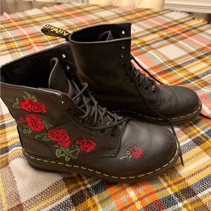 Dr. Martens Black Floral Embroidered Boots US 8